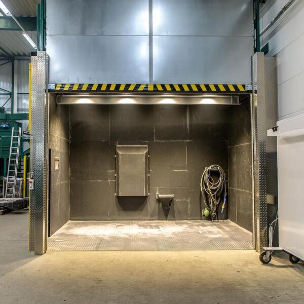 Artimax: Neue Strahlanlage für höchste Produktqualität